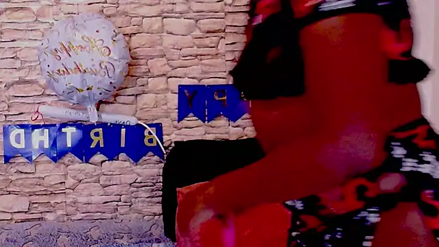 EbonyOlive69のライブXXXチャット