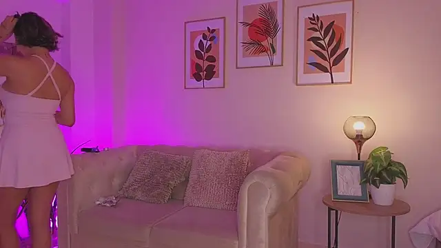 DahianaWalcottのライブXXXチャット