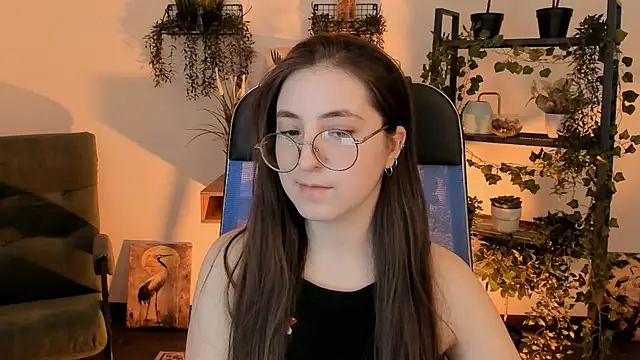 دردشة VirtuallVoyant الجنسية المباشرة