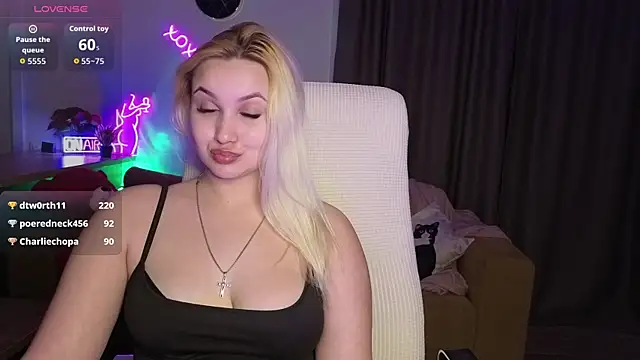 adrelaxina ওয়েবক্যাম শো