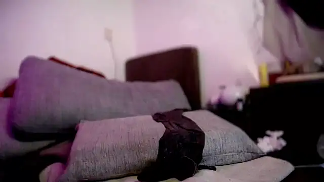 P4RtYBOII92's Live XXX Chat