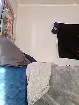 Pokazy przed kamerką – ChuckyyDee