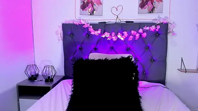 SagiraBelle's Live XXX Chat