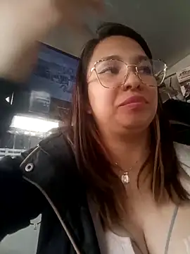 ISABELLA-24_ Obrolan Langsung XXX