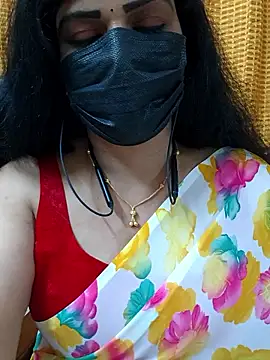 soundharya_tamil's Live XXX Chat