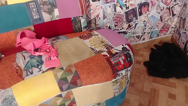 Chatroom XXX en direct de ivannia_Lawrence