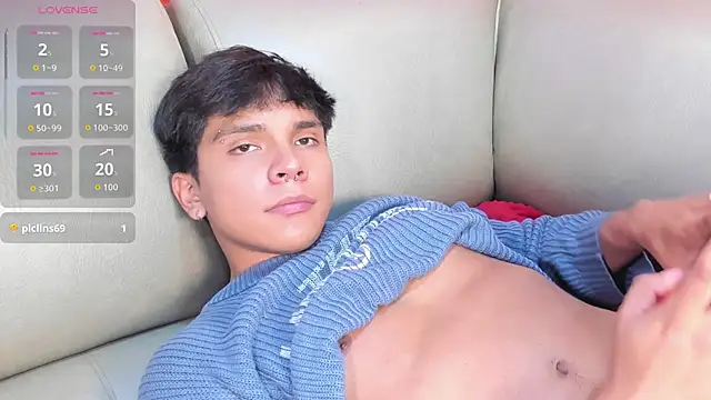 Thiago_Kozakn Webbikameraesitys