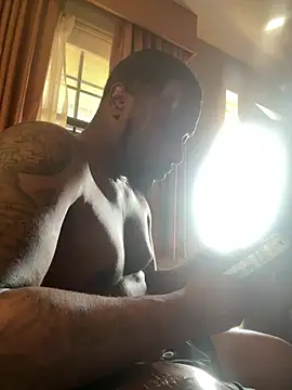 Czat XXX na żywo – Stressreliever82