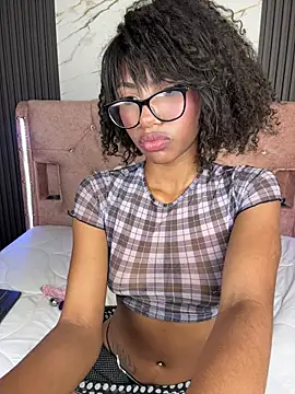 แชท XXX สดของ Morena_fire