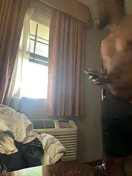 Stressreliever82 élő XXX-chatje