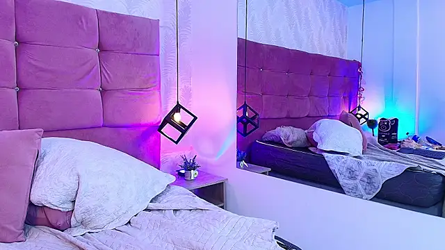 Emmacollinsf Chat XXX in diretta