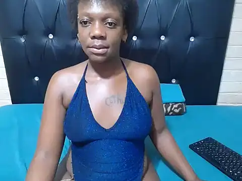 XXX chat uživo modela InnocentSlutXx