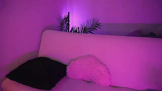 Gloomydoll Chat XXX in diretta