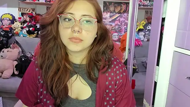 Онлайн чат XXX soficammy