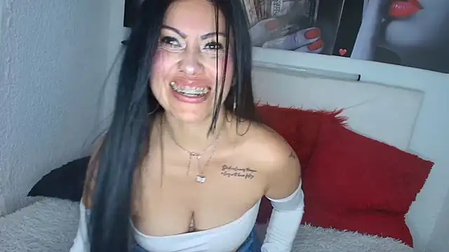 แชท XXX สดของ Tania_mature