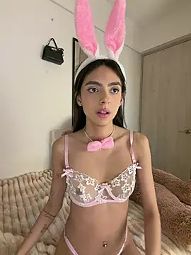 ZaraLuuv Live XXX-chat