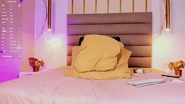 Scarleett_22: вебкам-шоу