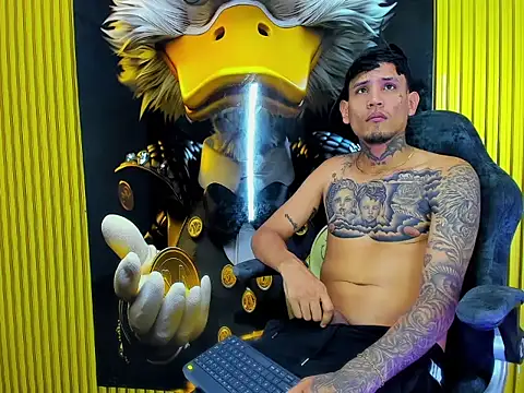 Winsord_Bigcockn Webbikameraesitys