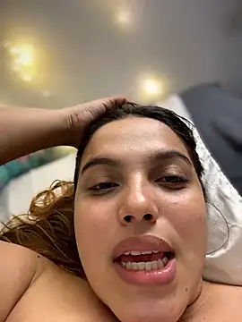 Colibri_xxx Adlı Modelin Canlı XXX Sohbeti