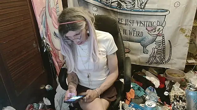 Ombeline1's Webcam Show