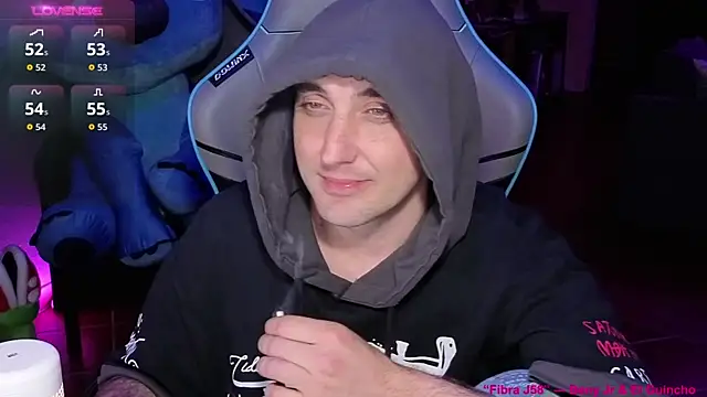 Gil_gamesh90 Pertunjukan Webcam