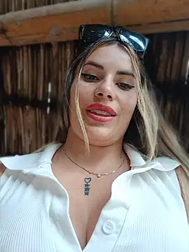 Chat XXX en directo de Cata_city1106