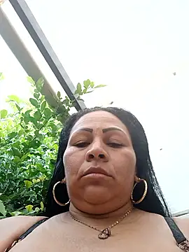 Chat +18 de Dirty_Candy ao vivo