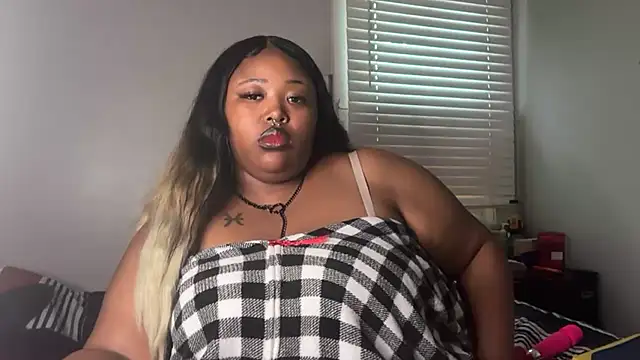 Chocolatebunnyxx96 Live XXX-Chat