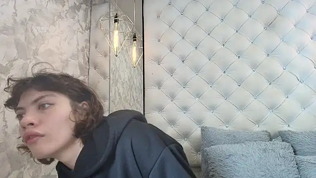 LiaSweetxx's Live XXX Chat