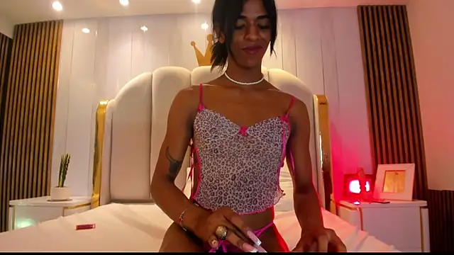 cintya_evans Show in webcam