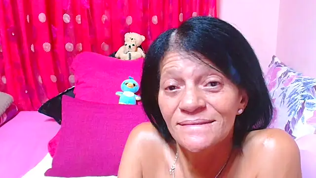 Онлайн чат XXX SLUTTYROXY