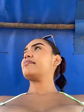 แชท XXX สดของ Sara-77