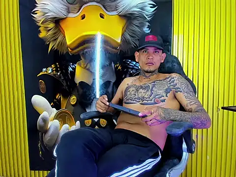 Winsord_Bigcockn Webbikameraesitys