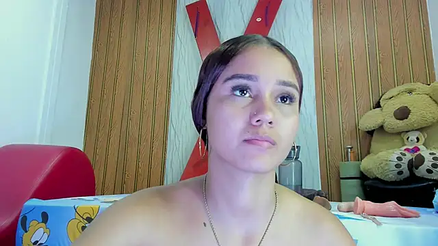 MarianaManzurのライブXXXチャット