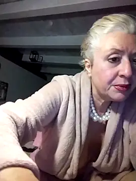 divinaerotica's Live XXX Chat