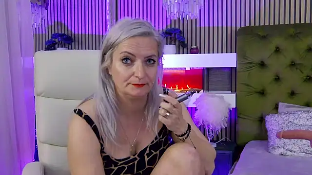 LadyTouch: онлайн-секс-чат