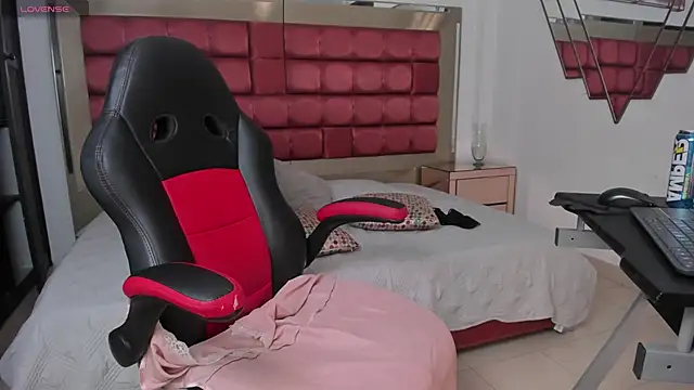 AfroditaVega_ élő XXX-chatje