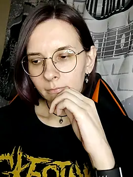 Chat +18 de Aashikalaa ao vivo