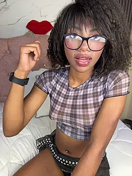 Chat +18 de Morena_fire ao vivo