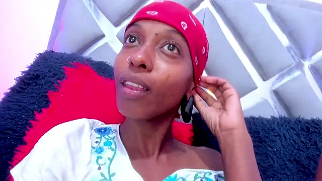 Emmaa_sweeet_ – Live XXX-chat