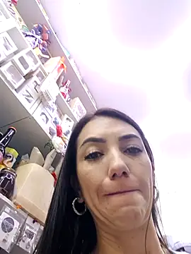 LunaZambrano Chat XXX live