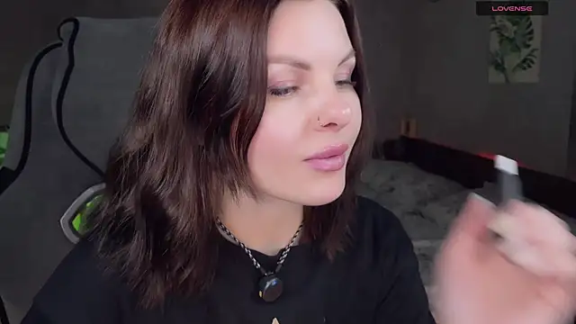 Alaska_ya's Live XXX Chat