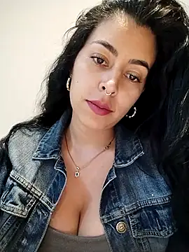 Sembang XXX Secara Langsung Luianna