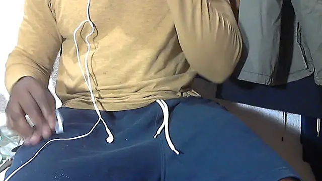 mmoiblack Webcam-Show