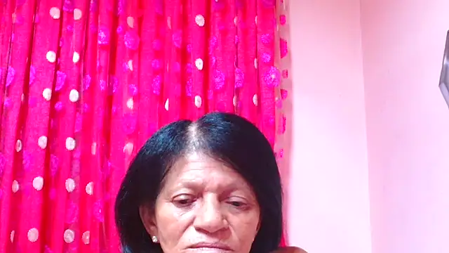 SLUTTYROXY 在線直播表演