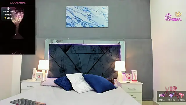 Chat +18 de Lauralove_69 ao vivo