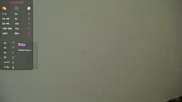 EffieHenri's Live XXX Chat