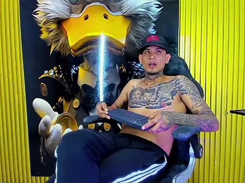 Winsord_Bigcock Webcam Show