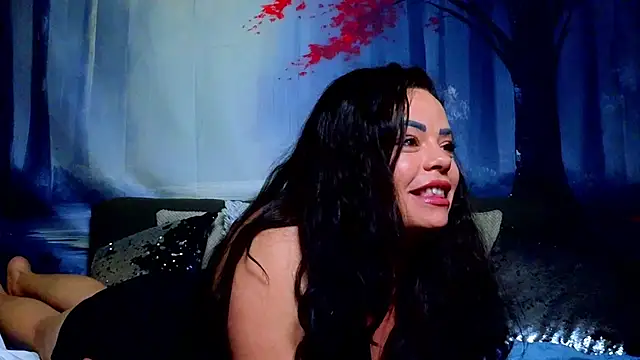 Chat XXX en directo de ElizabethEven