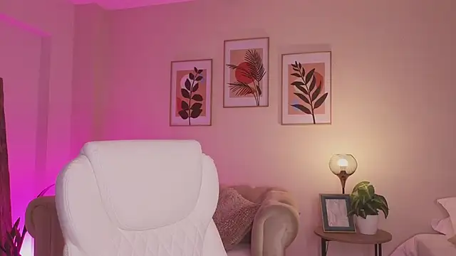 DahianaWalcottのライブXXXチャット